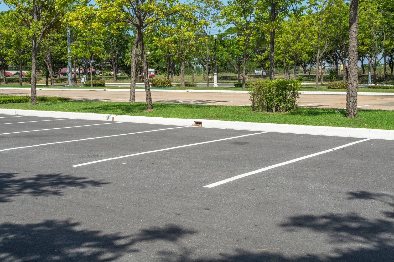 empty parking lot flsc